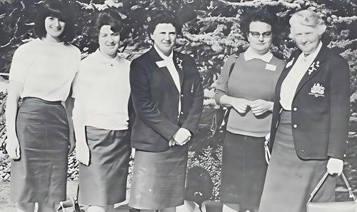 Mrs. Ray Thomas, Miss Gail Corry, Miss Betty J. Dalgleish, Micheline Nanterre, Miss Jean Derrin